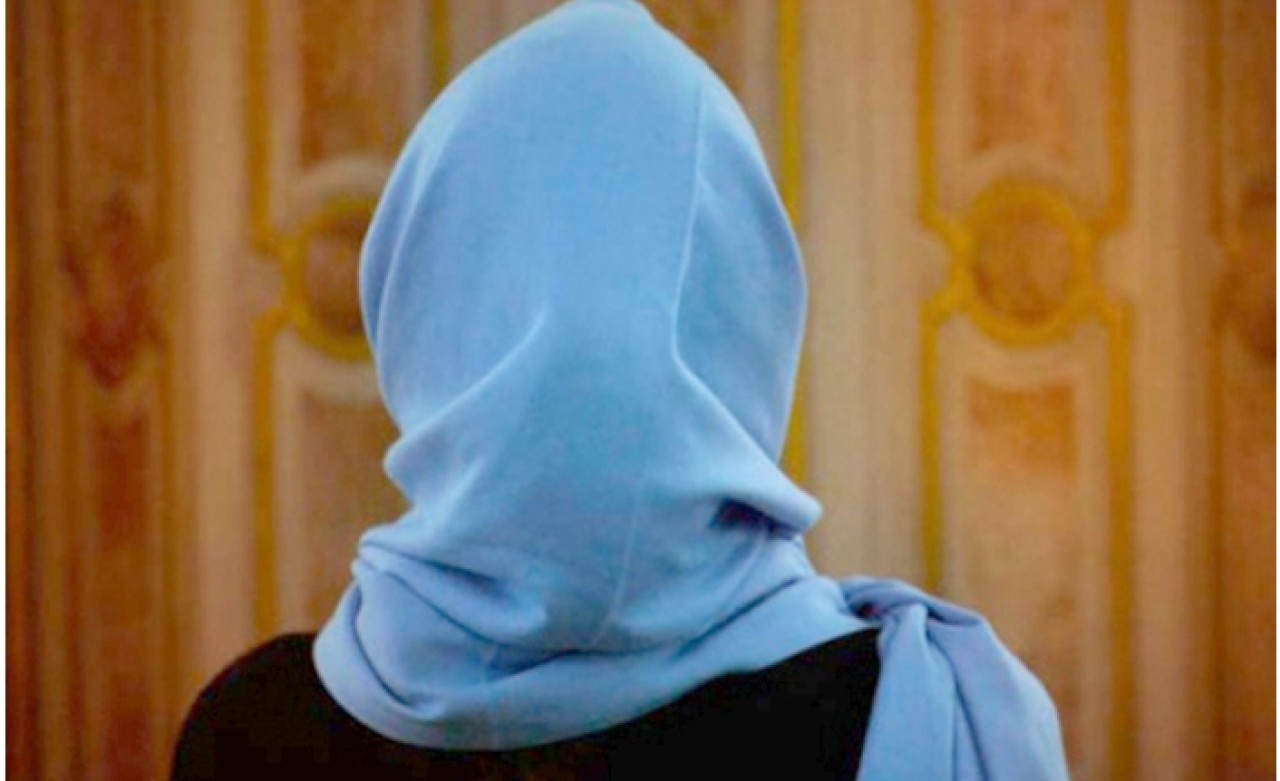 İki Öğretmen Başörtüleri Nedeniyle İşsiz Kaldı