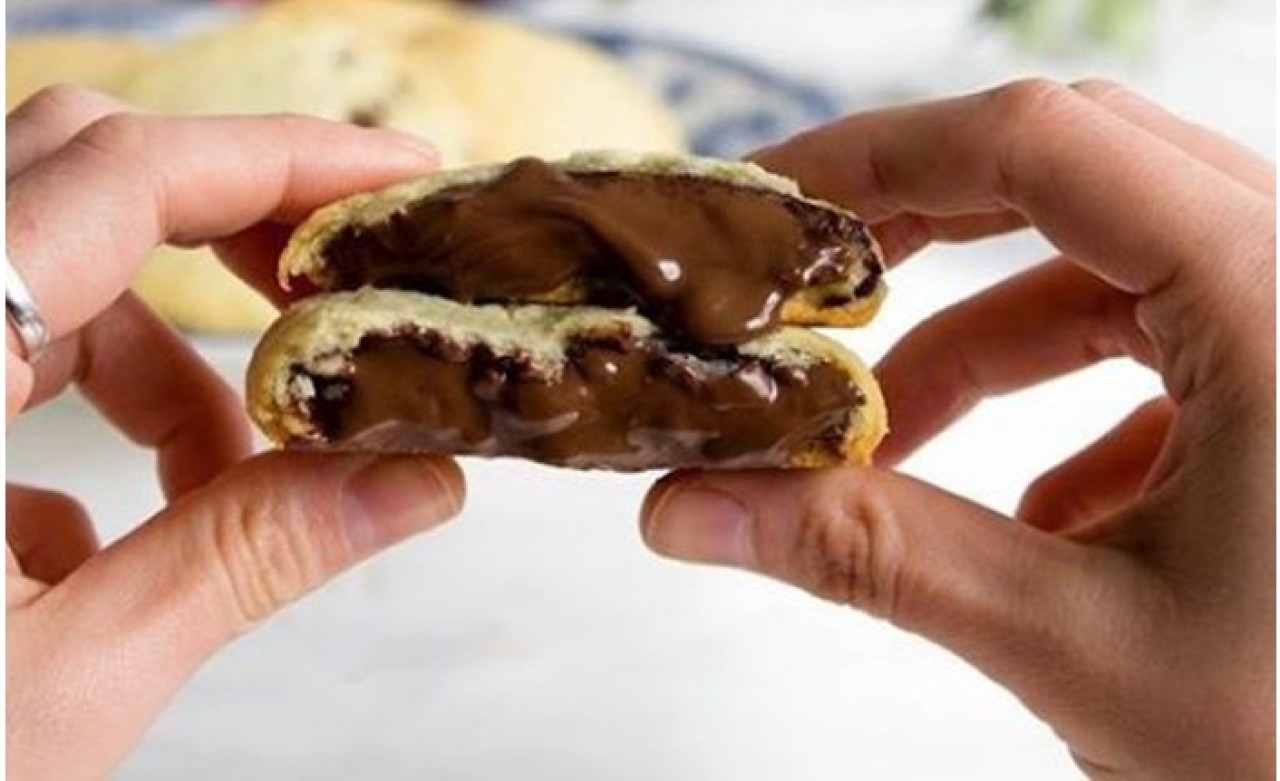 Dayanılmaz Lezzetiyle İzmir Bomba Tatlısı