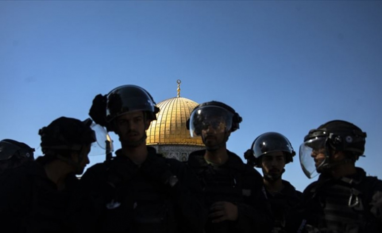 Mescid-i Aksa'ya baskın düzenlendi