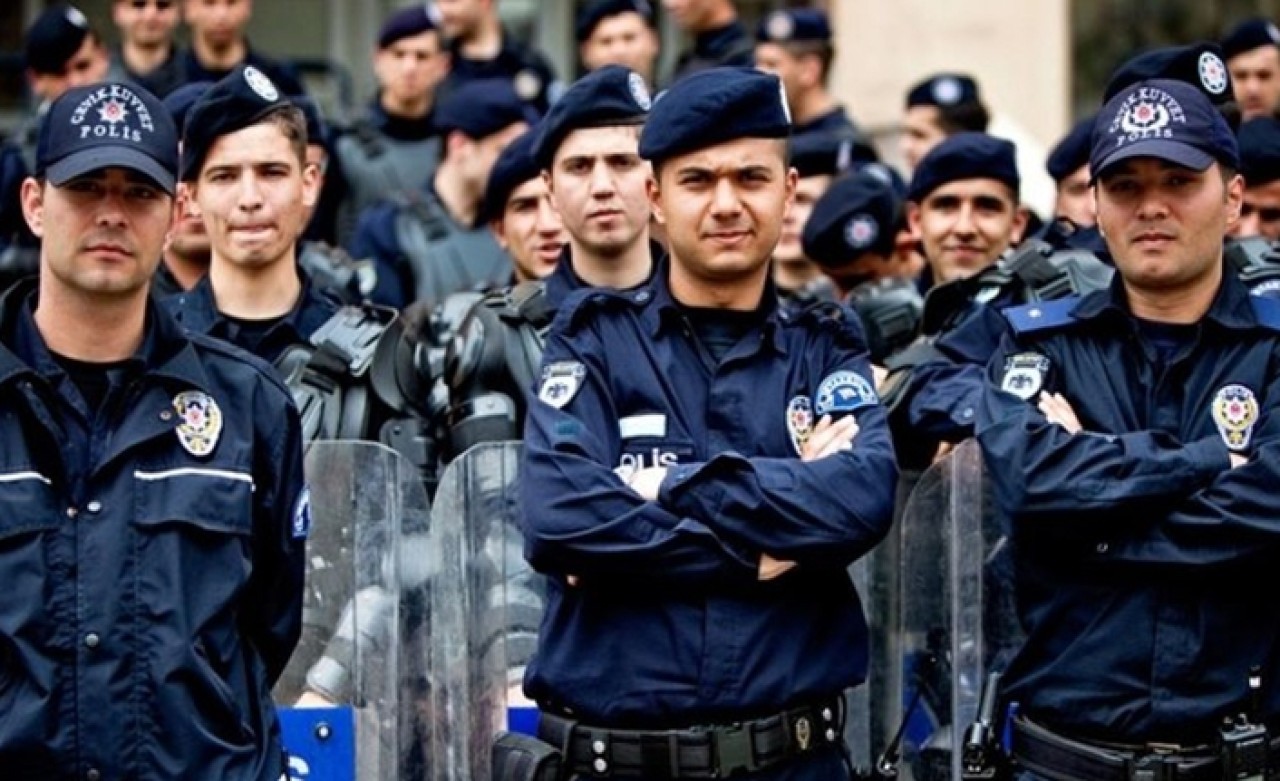 Polislerin Mesai Saatlerinde Kritik Düzenleme!