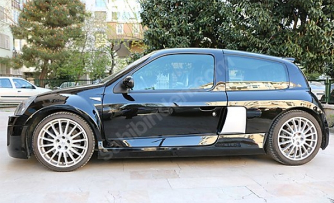 Sahibinden.com'daki 590 Bin TL'lik Clio'nun Sırrı Çözülemedi