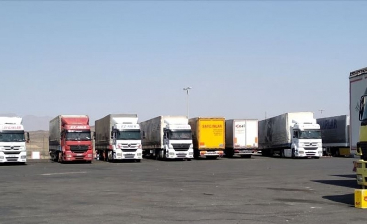 Türk tırları haftalardır Suudi Arabistan'da bekletiliyordu! Geçişlerine izin verildi