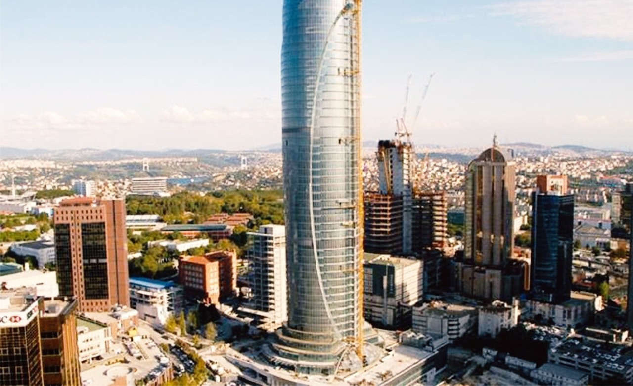 Meşhur Holding'in Gökdeleni İcradan Satılık!