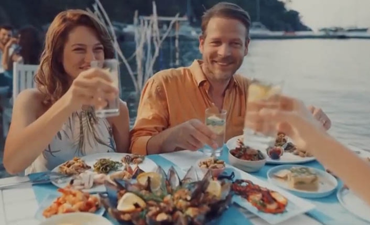 Bakanlık Videosuna 'Rakılı' Montaj!