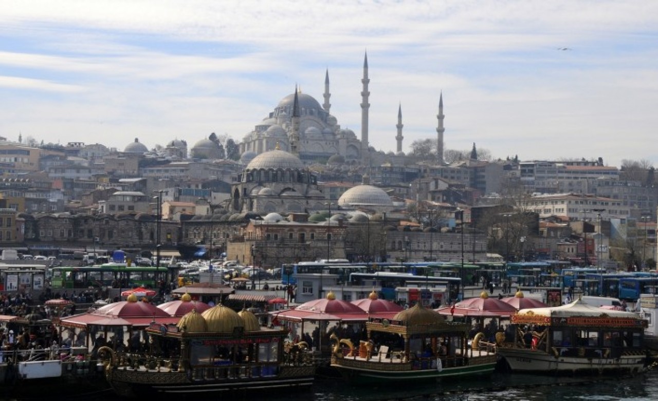 Balık-Ekmek Satanlara İBB'den İhtarname!