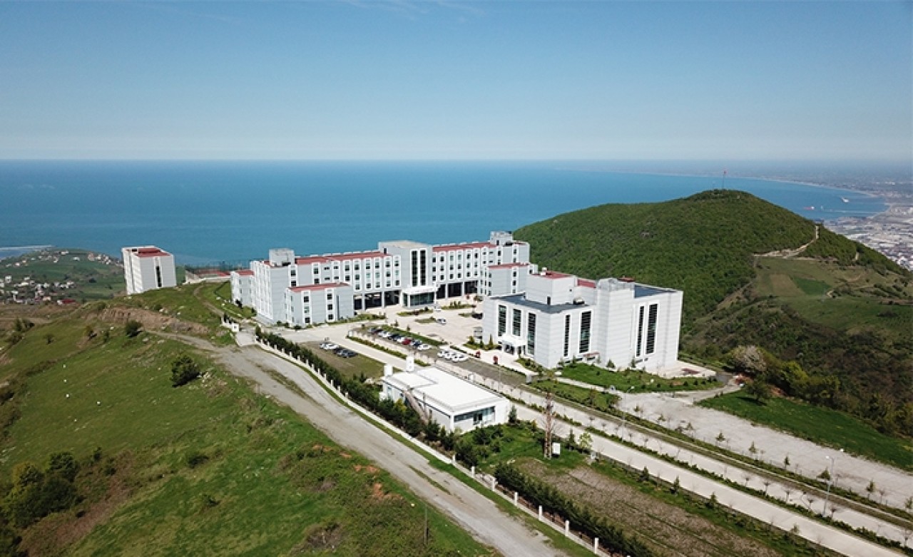 Bazı Fakülte,  Enstitü ve Yükseokul Resmen Kapatıldı!