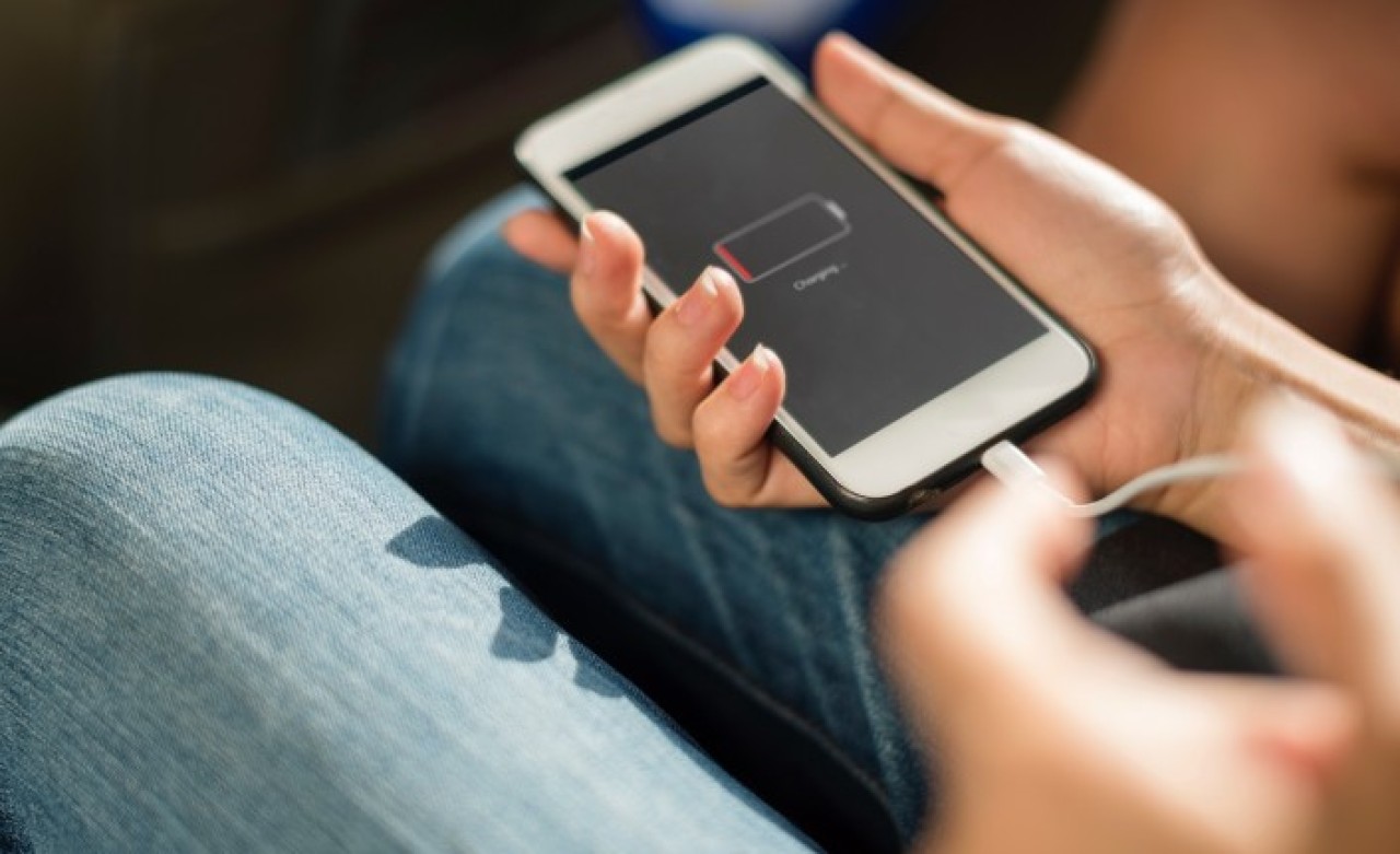 Akıllı Telefonlarda Batarya Ömrü Tarih Oluyor!