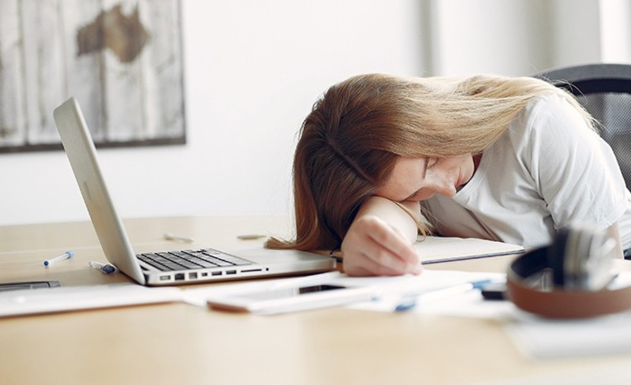 Az Uyuyan Çabuk Yaşlanıyor!