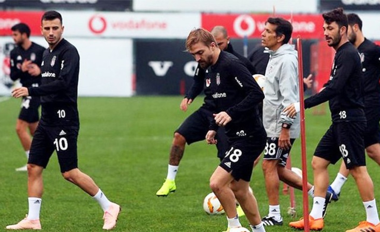 Beşiktaş'ta Forma Giyen Futbolcu Trabzonsporla Anlaştı!