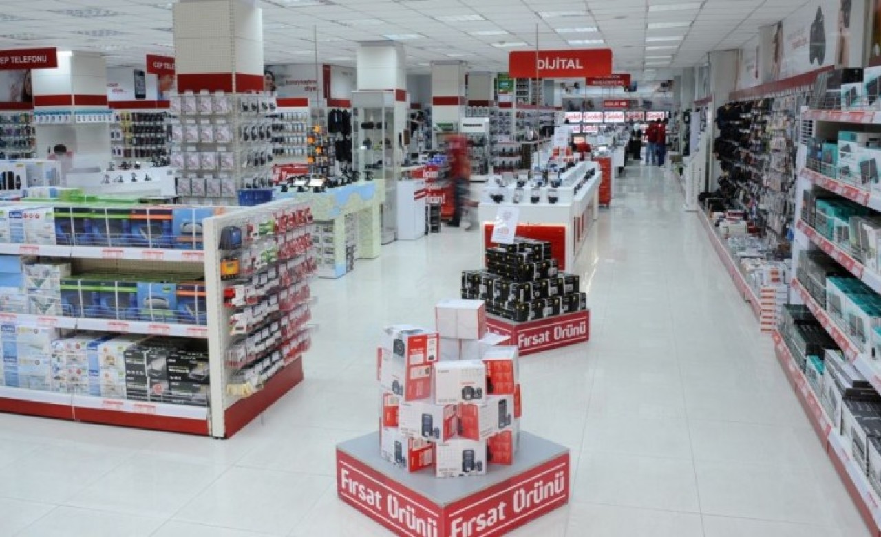 Dev Teknoloji Mağazası Perişan Ettirdi!