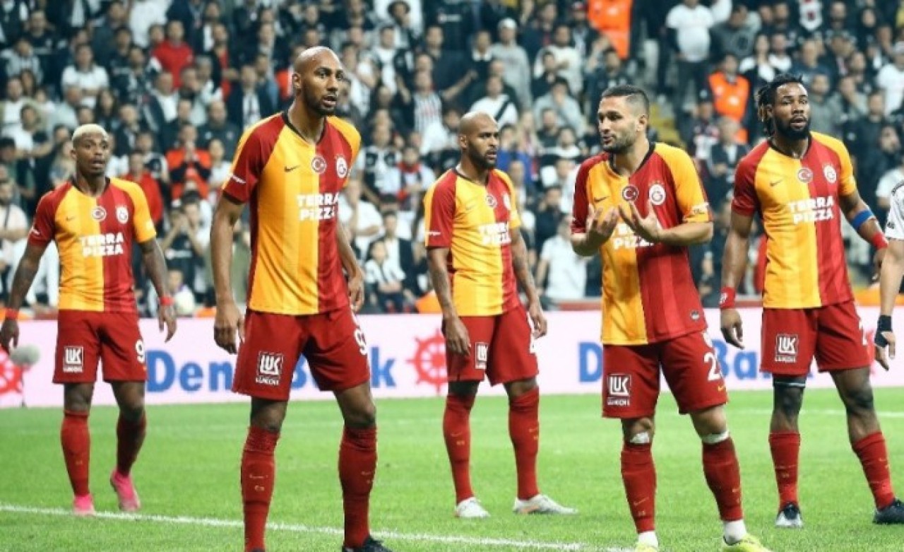 Galatasaray’da Japon Nagatomo İle Yollar Ayrılacak!