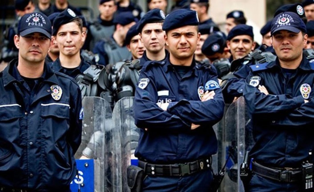 Polisler Artık Bu İşi De Yapacak!