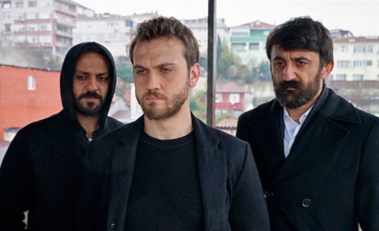 Süleyman Soylu'nun Çukur Eleştirisine Aras Bulut İynemli'den Cevap!