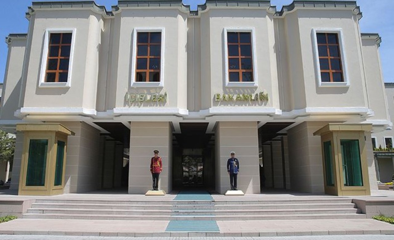 Bakanlık Duyurdu: 4 Belediye Başkanı Görevden Uzaklaştırıldı!