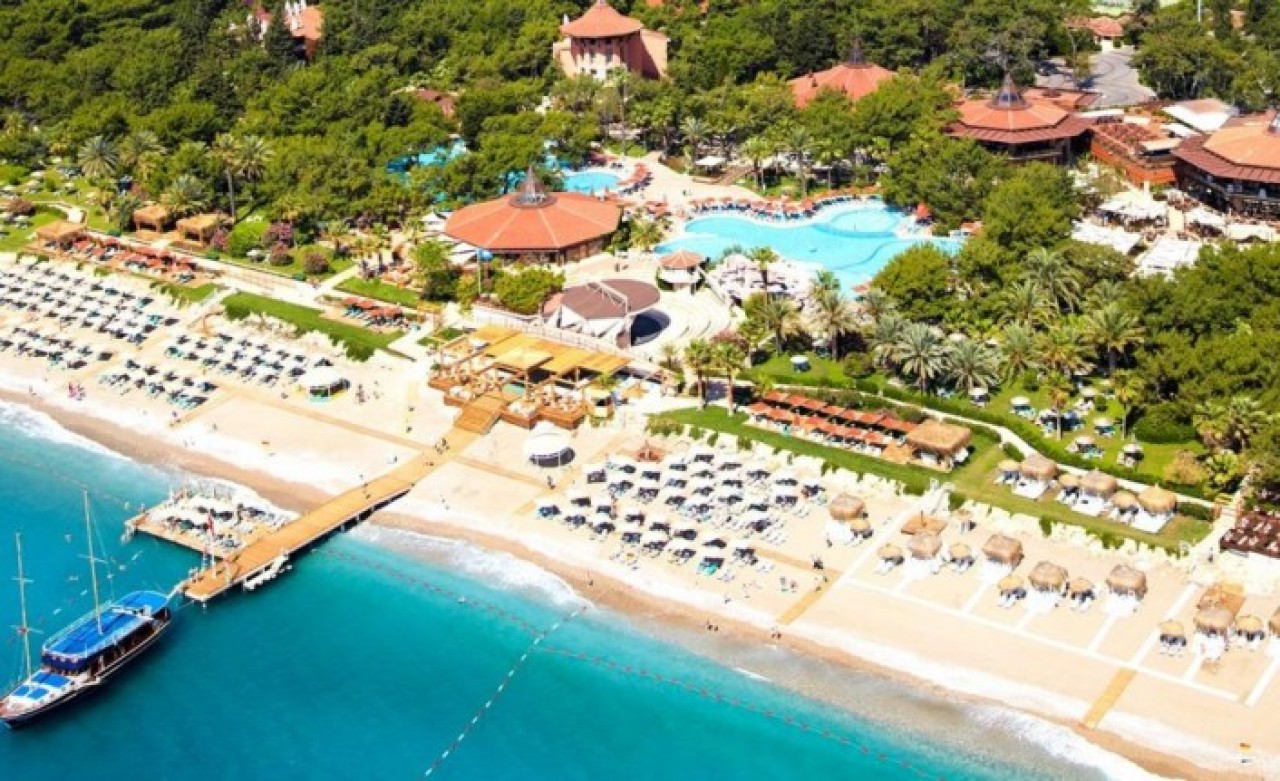 Dev Grubun Antalya'daki Oteli İcradan Satışa Çıktı!