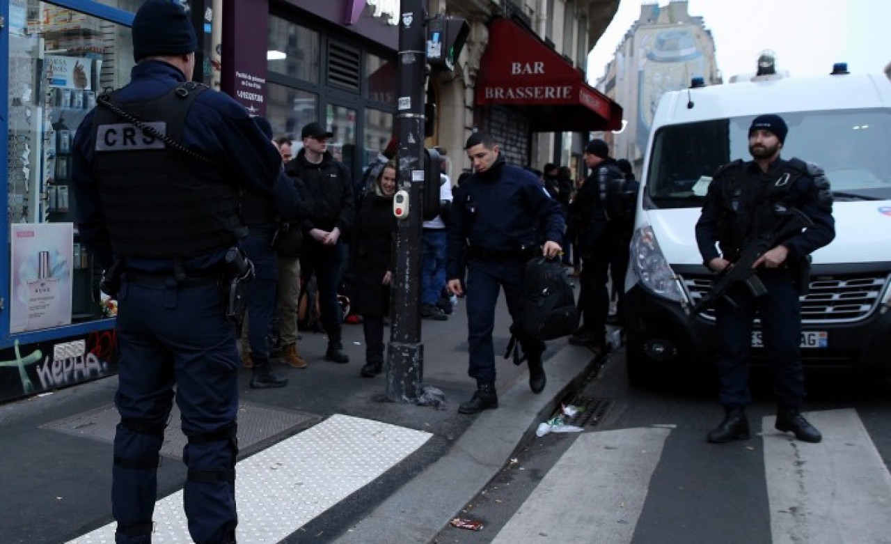 Fransa'da Genel Grev Başladı: Emeklilik Reformu Protesto Ediliyor!