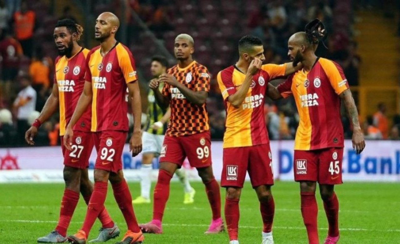 Galatasaray’da “Gidecekler” ve Transfer Listesi Belli Oldu!