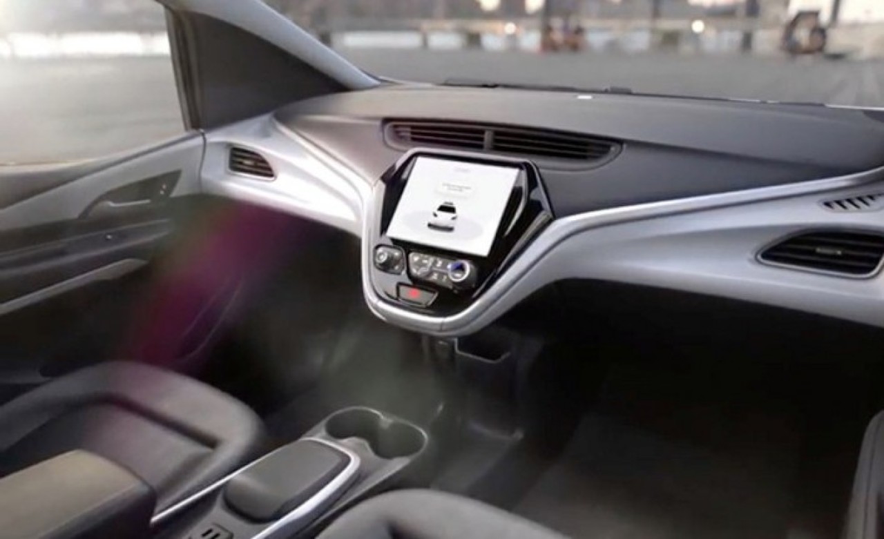 General Motors İlk Adımı Attı: Otomobilden Direksiyonu Kaldırıyor!