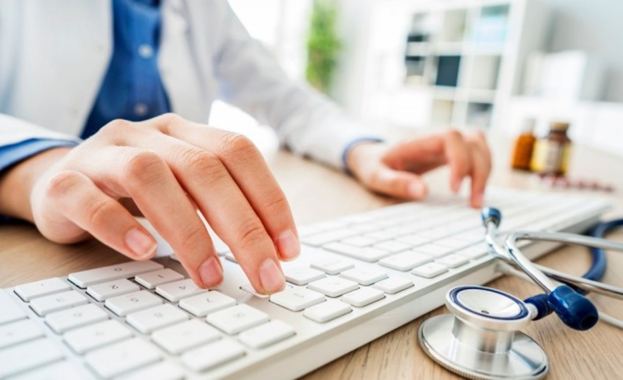 Hayali Kişilere İlaç Satarak Elde Ettikleri Para Şoke Etti!