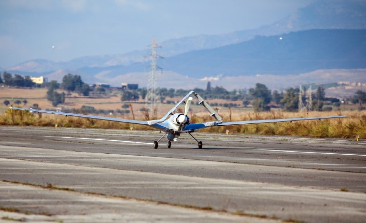 İlk İHA,  KKTC Geçitkale Havaalanına İndi!