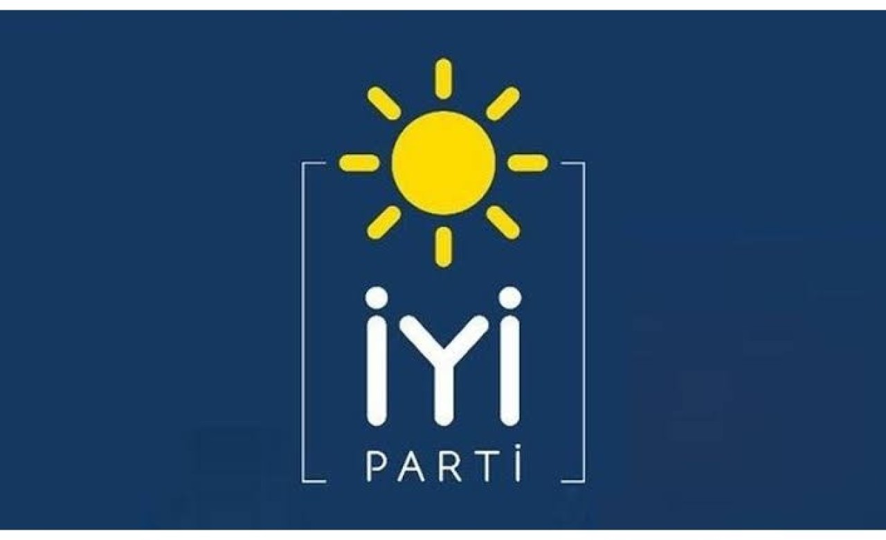 İYİ Parti'de Üst Düzey İstifalar!