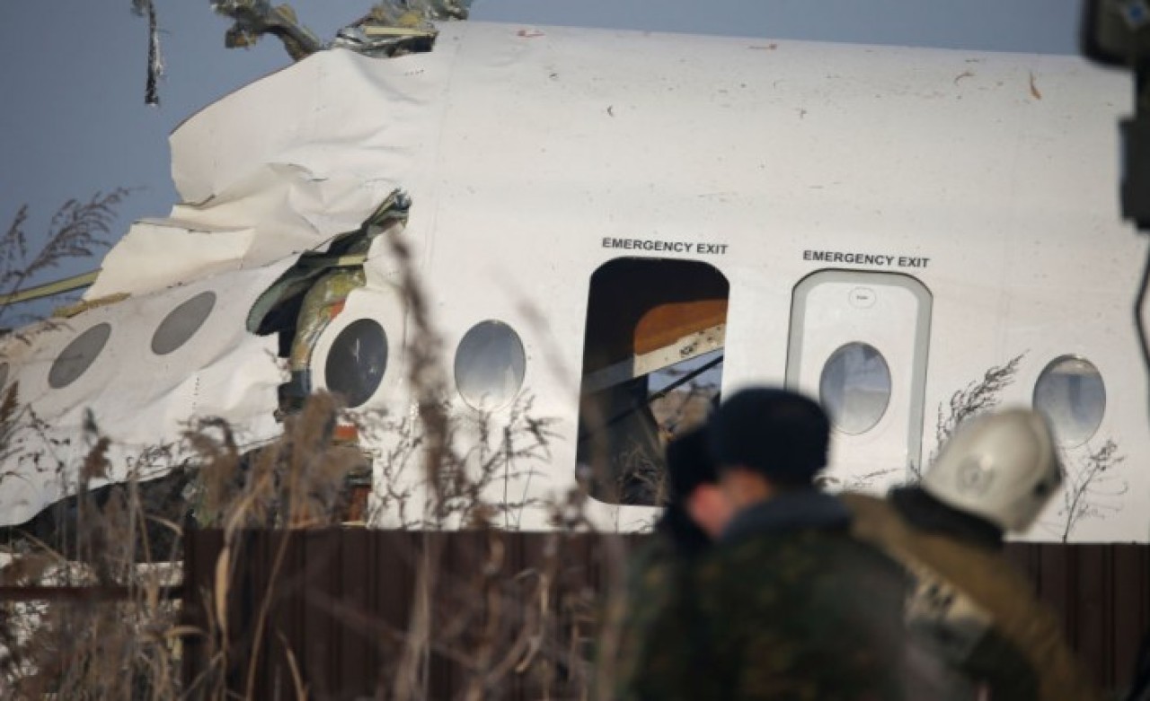 Kazakistan'da Kalkış Sırasında Yolcu Uçağı Düştü: En Az 15 Ölü,  66 Yaralı!