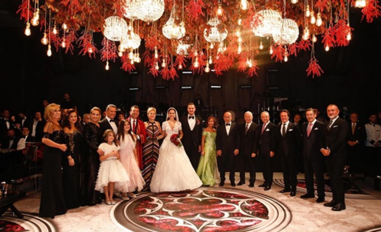 Nikahı İmamoğlu Kıydı,  Gökçek Şahitlik Etti,  Binali Yıldırım da Katıldı!