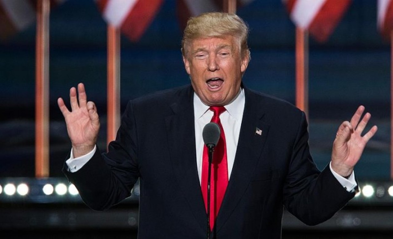 Trump'tan Göstericilere Açık Destek!