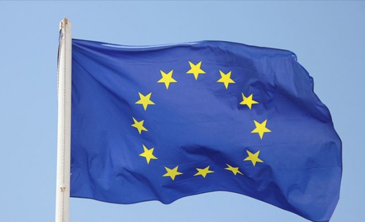 AB'den Çağrı: İdlib'de Sivillere Yönelik Saldırıları Durdurun!