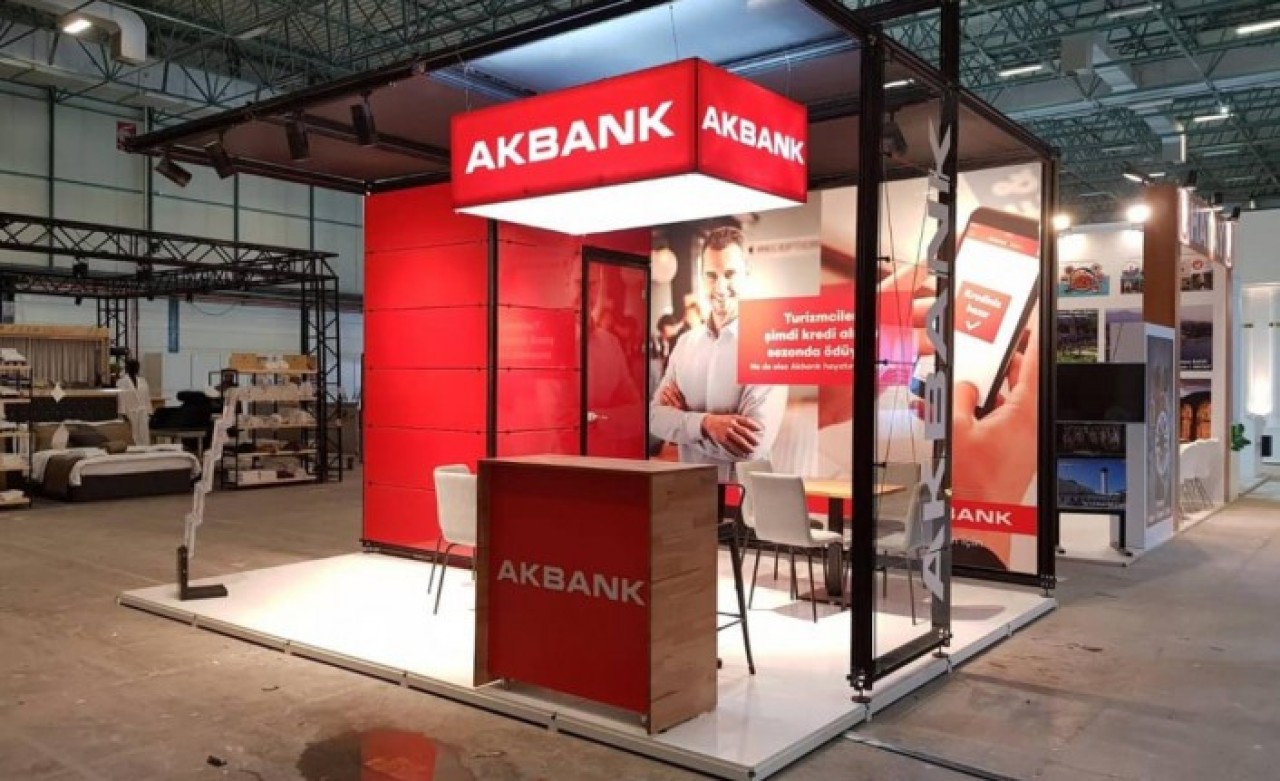 Akbank'a Büyük Ceza: Faaliyetleri 2 Hafta Durduruldu!