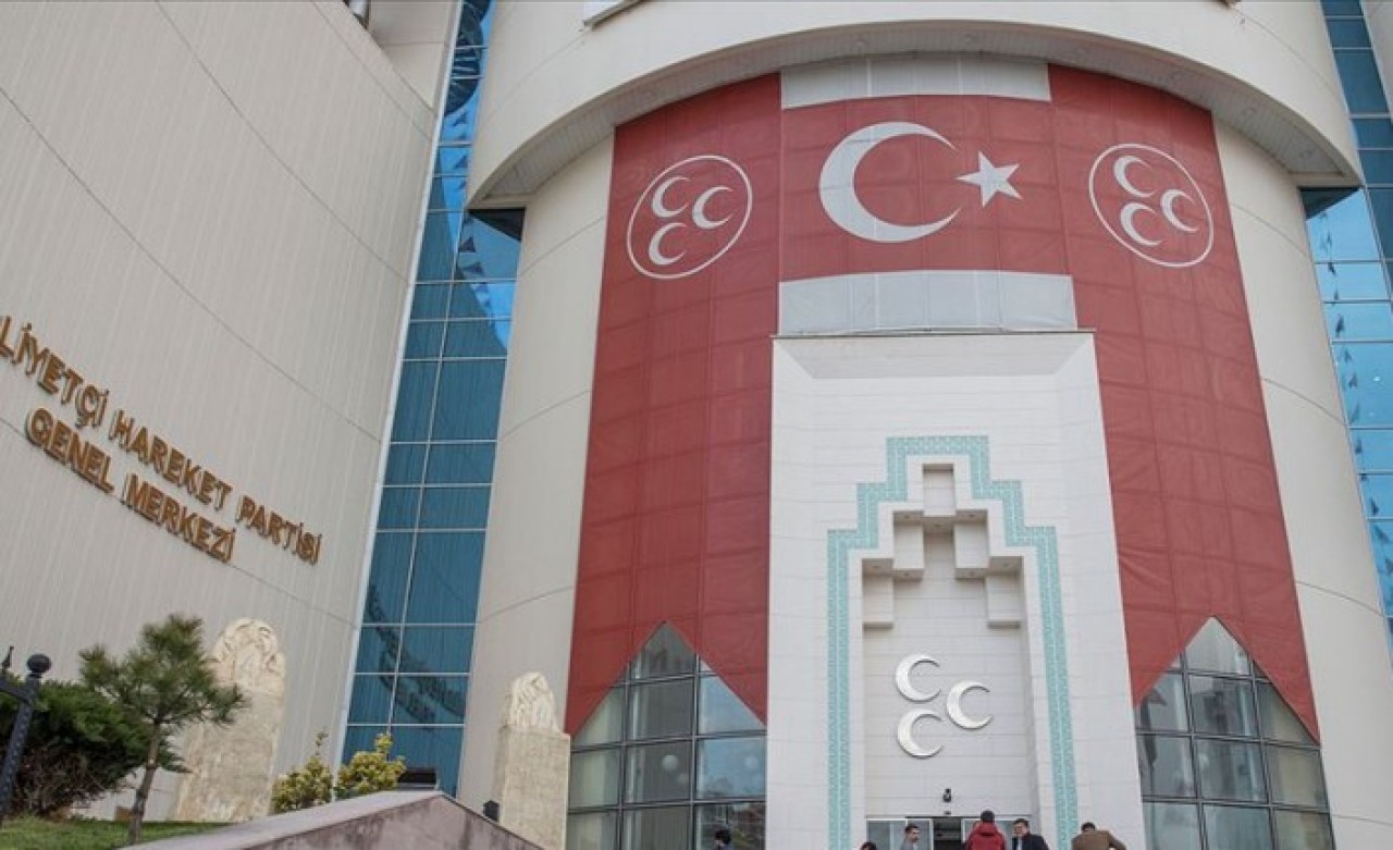 Alparslan Türkeş'le Yakın İlişkisi Olduğu İddia Edilen Enver Altaylı İçin MHP'den Sert Açıklama!