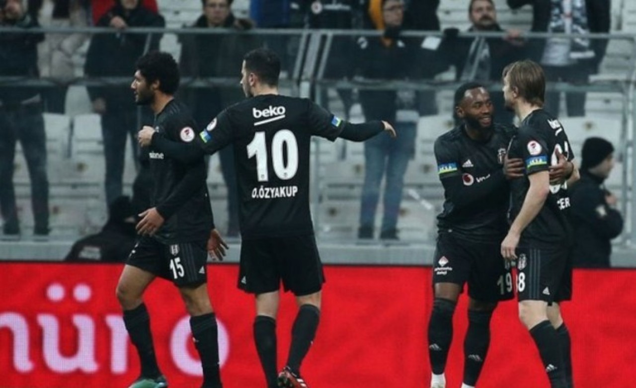 Beşiktaş Paramparça Oldu