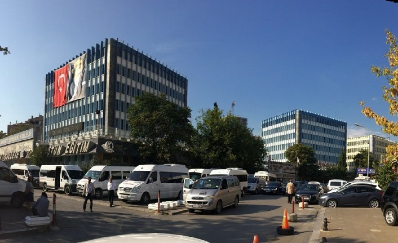 Doğa Koleji'nden Sonra Bir Kolejin Daha Öğretmenlerinin Maaş Almadığı Ortaya Çıktı!