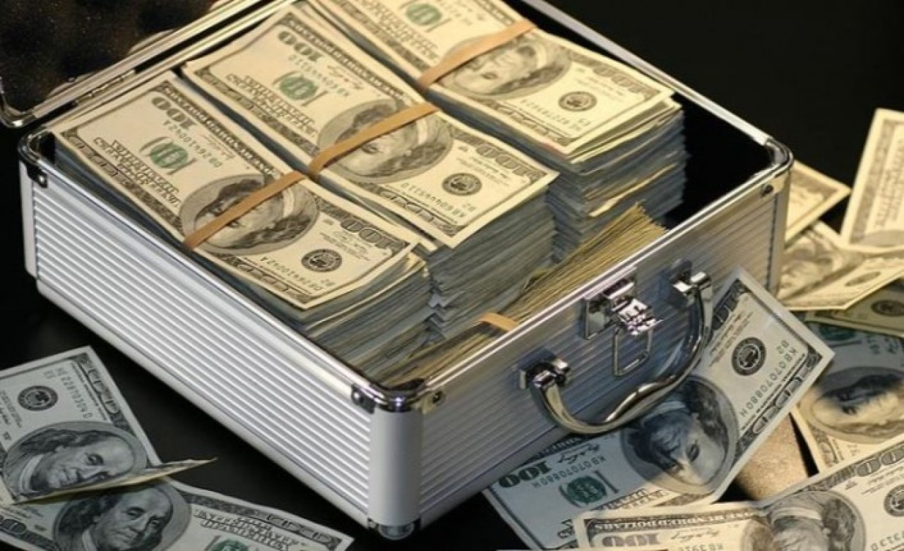 Dünyanın En Zengin İsmi Değişti: Zirvenin Sahibi O Oldu!