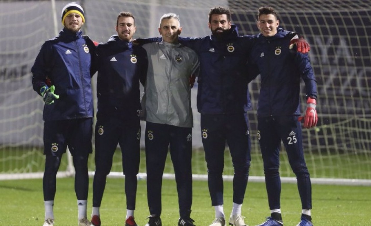 Fenerbahçe’de Flaş Ayrılık Kararı!
