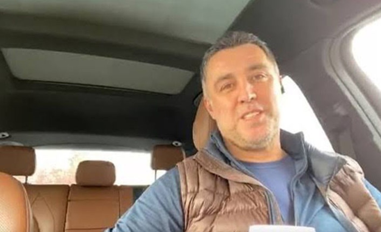 FETÖ Firarisi Hakan Şükür'ün Yeni Mesleği Şaşırttı!