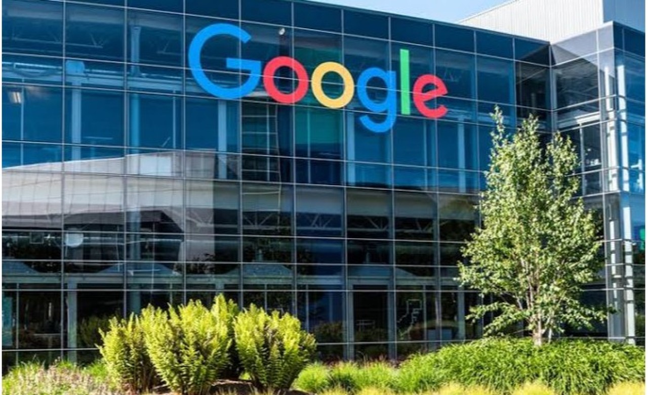 Google Uyardı: Verileri Siliyor,  İndirmeyin!