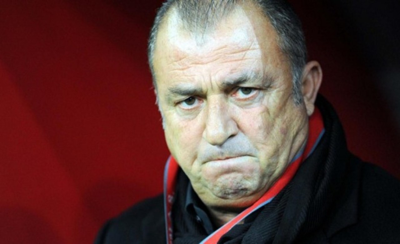 Karizma Yerle Bir Oldu!