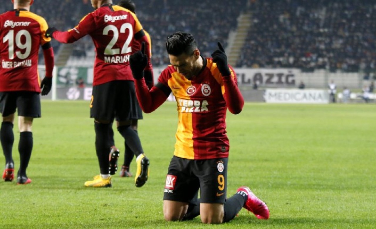 Konyaspor'u Yenen Galatasaray'da Falcao Şoku!