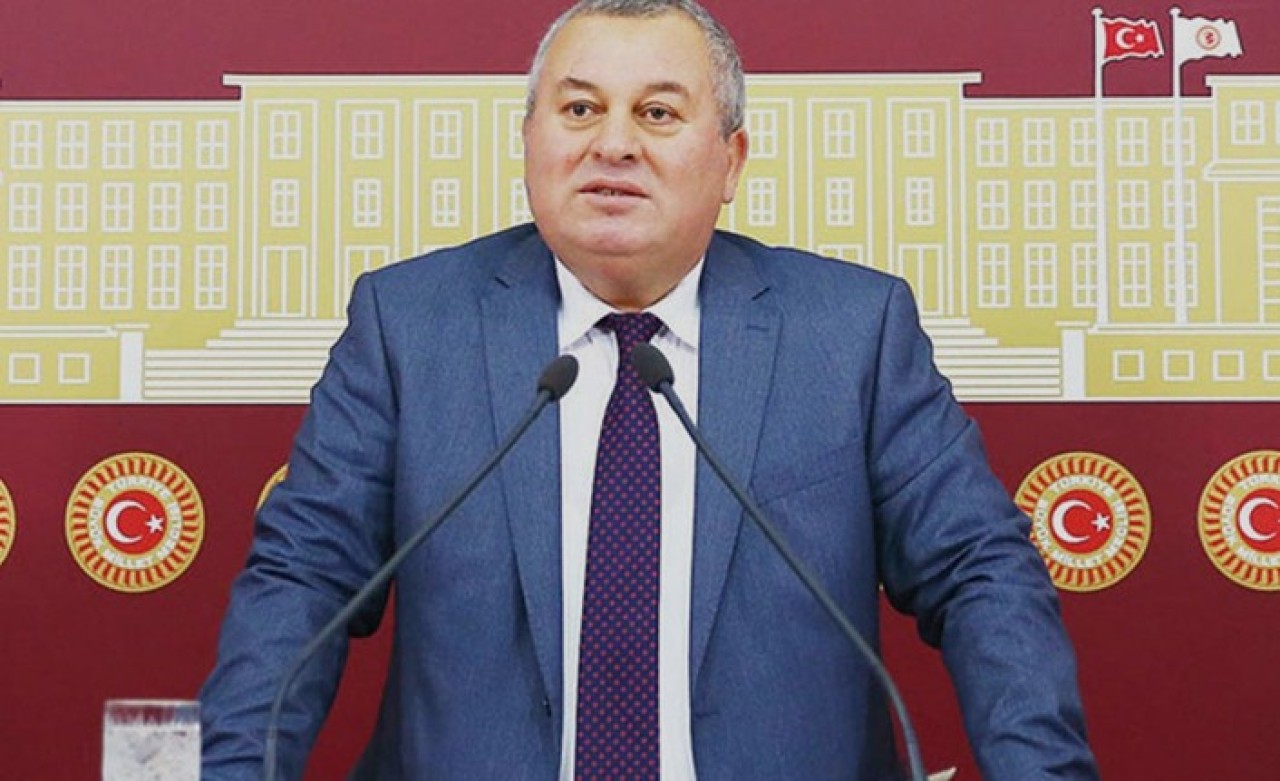 MHP'li Enginyurt,  Deprem Sonrası Elazığ Halkı İle İlgili O Paylaşıma Ateş Püskürdü