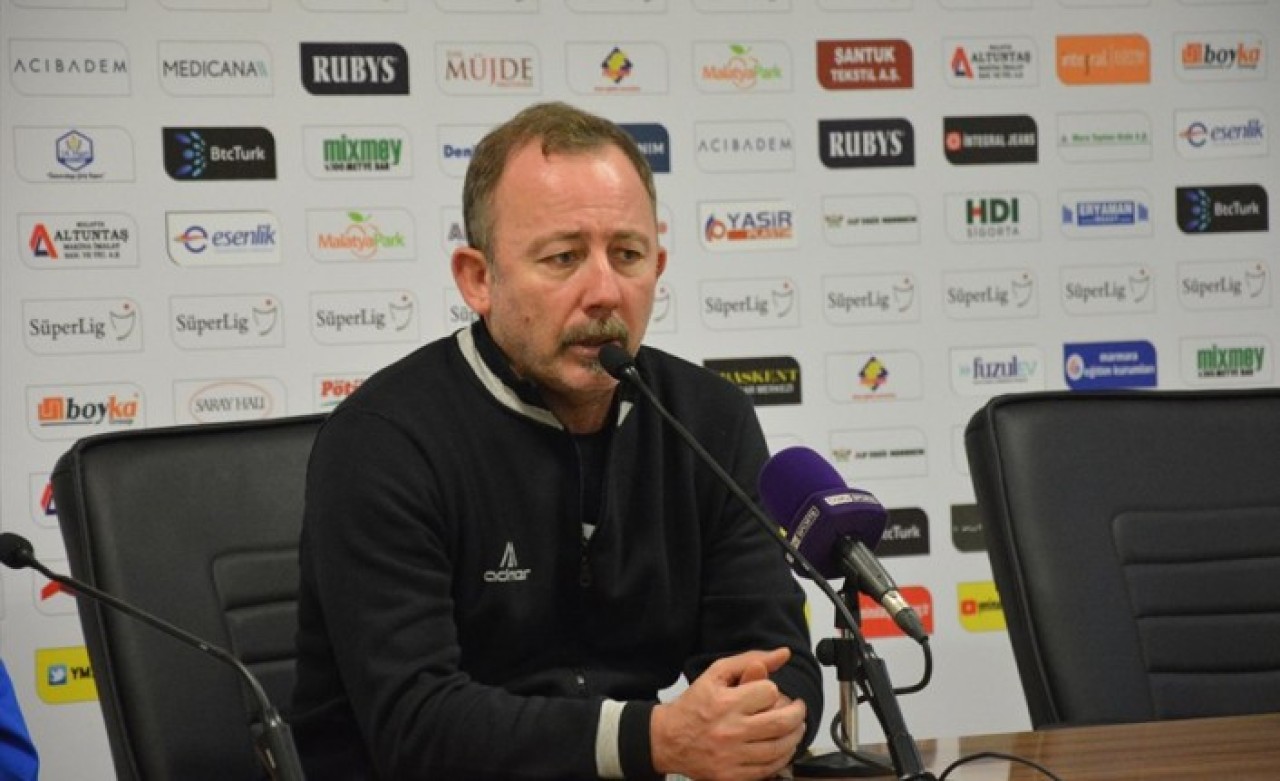 Sergen Yalçın Noktayı Koydu: “Beşiktaş İle Para Konuşmam”