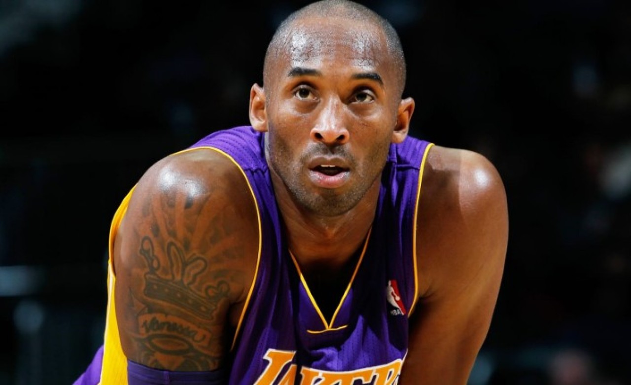 Ünlü Basketbolcu Kobe Bryant Hayatını Kaybetti!