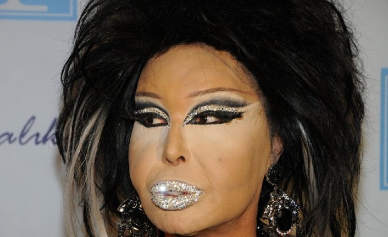 Vedat Milor,  Bülent Ersoy'un Kulisine İstediği Yemekleri Tiye Aldı: Ersoy Davet Etti!