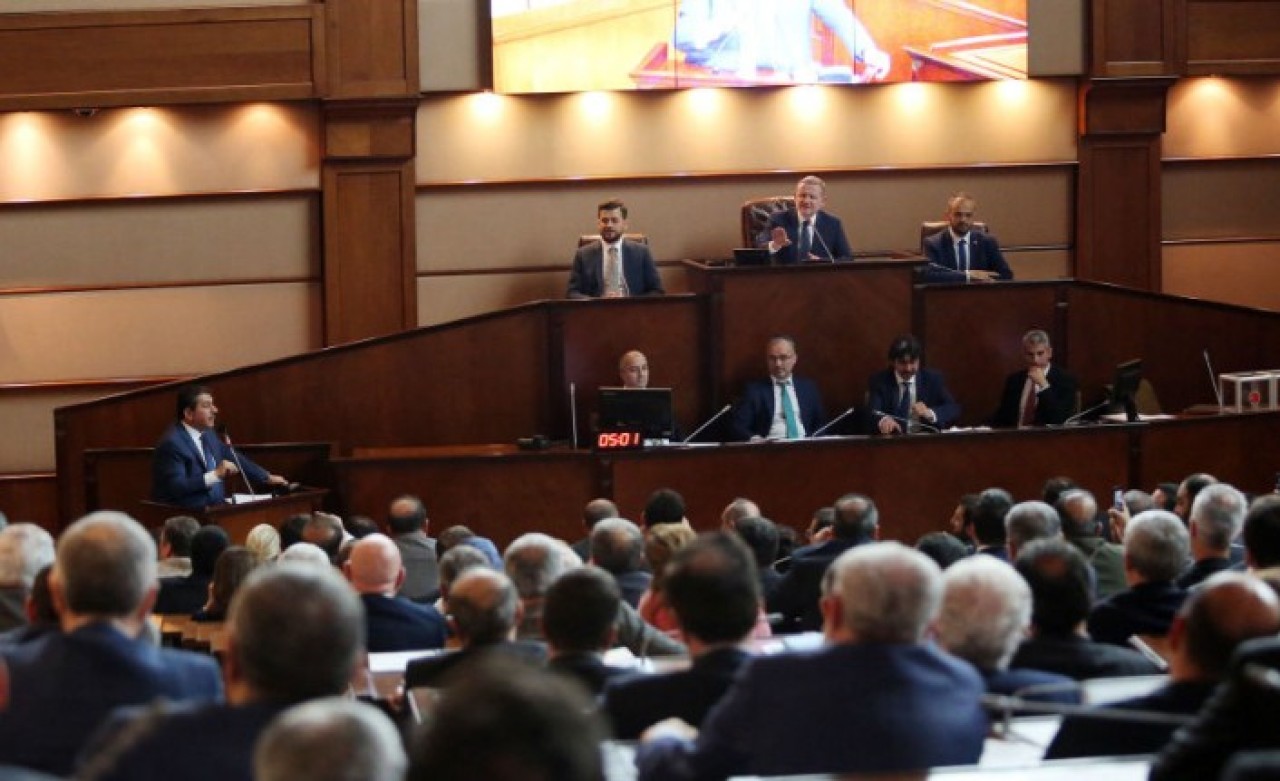 Ak Parti ve MHP'den İBB'nin Paris protokolüne ret!