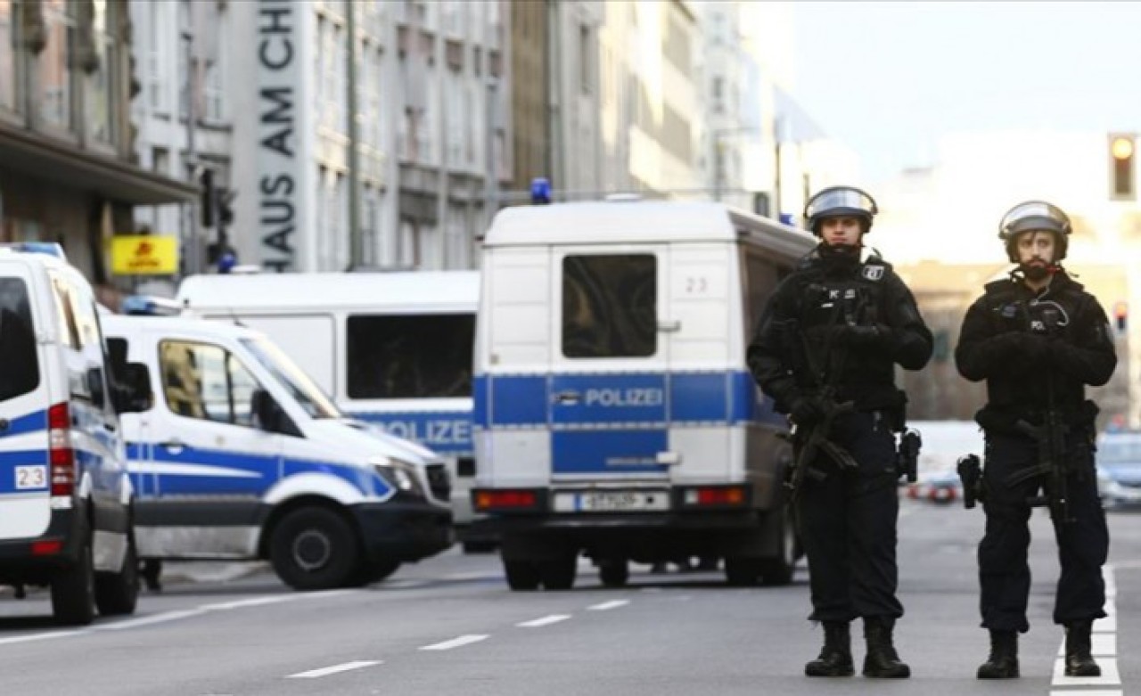 Almanya'da bir saldırı daha: Nargile kafeye ateş açtılar!