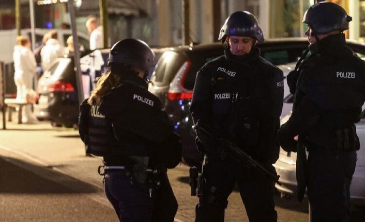 Almanya'da nargile bara kanlı saldırı: Ölenlerin çoğu Türk iddiası!