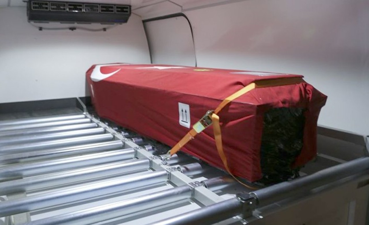 Almanya'daki saldırıda hayatını kaybeden 2 Türk vatandaşının cenazesi Türkiye'de