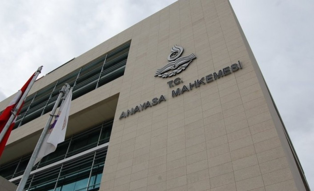 AYM’den 6 siyasi partiye suç duyurusu