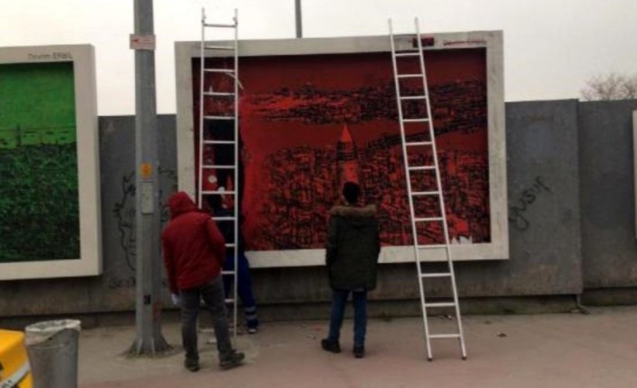 Beyoğlu'ndaki panoya çizilen o resim polis ekiplerini harekete geçirdi