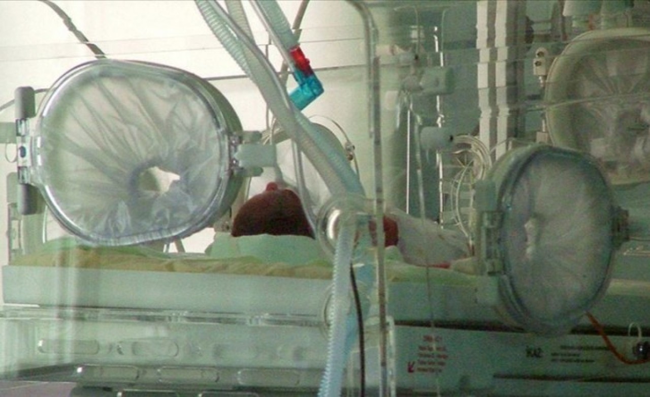 Çin'de Yeni Doğmuş Bebekte Koronavirüs Tespit Edildi!